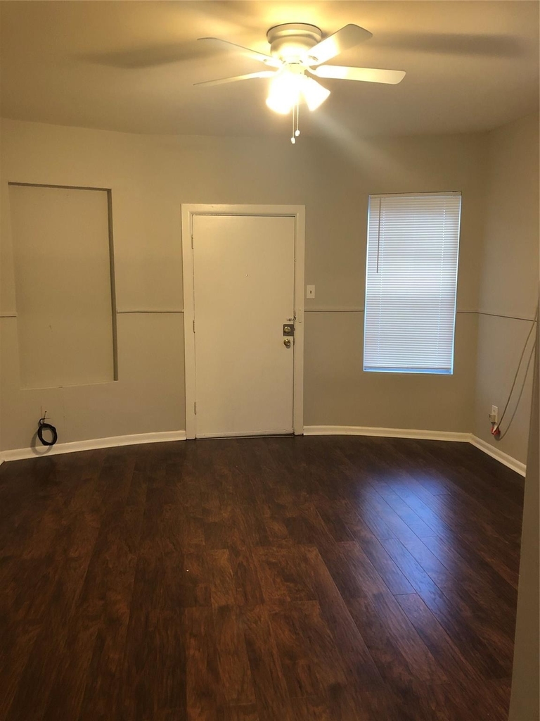 1204 Welch Street - Photo 1