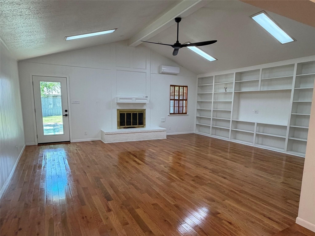 922 Hector Avenue - Photo 4