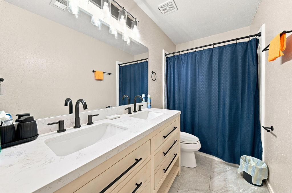 19914 Fort Davis Court - Photo 8
