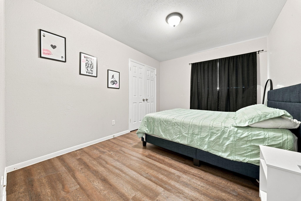 19914 Fort Davis Court - Photo 11