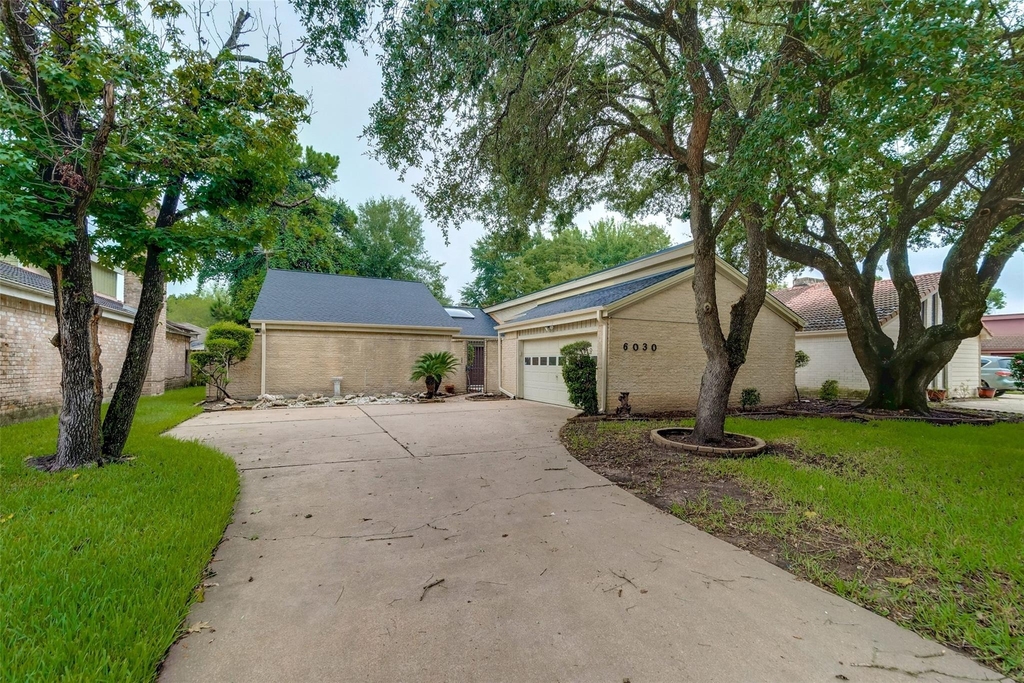 6030 Gallant Forest Drive - Photo 0