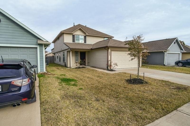 5438 Plantation Forest Drive - Photo 1