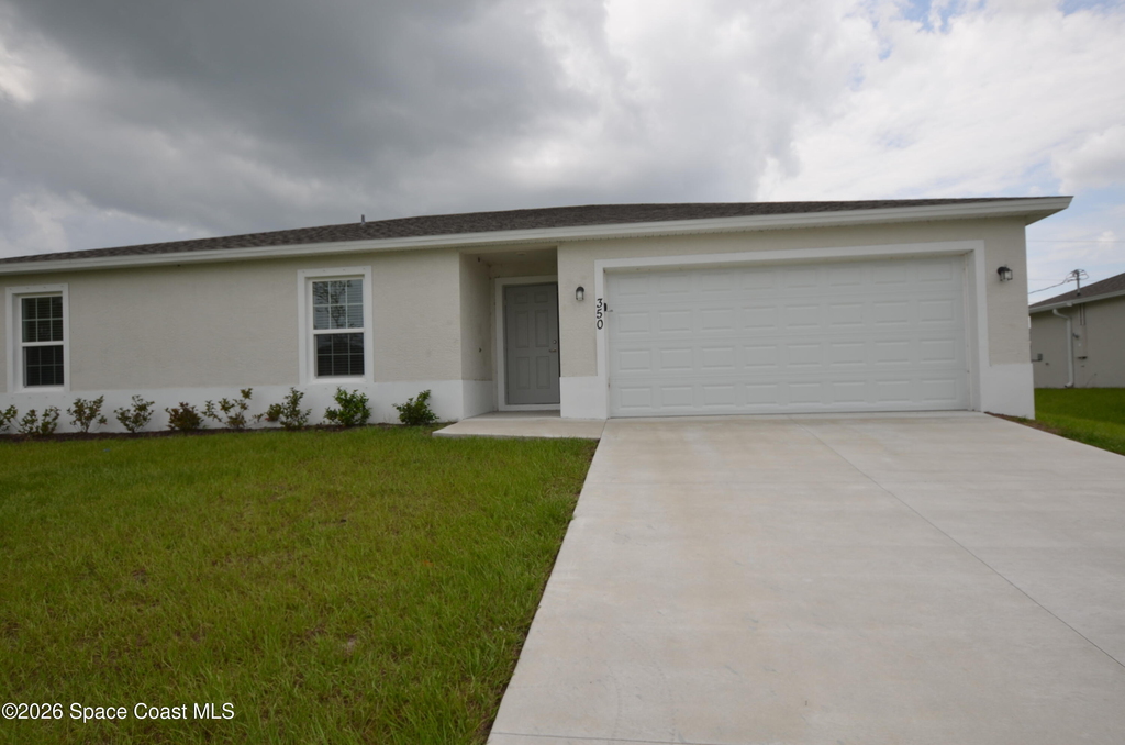350 Dolphin Street Se - Photo 0