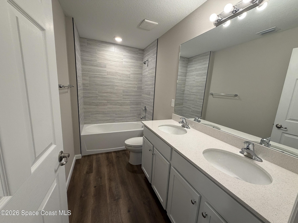 350 Dolphin Street Se - Photo 11