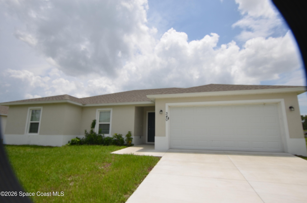 340 Dolphin Street Se - Photo 0