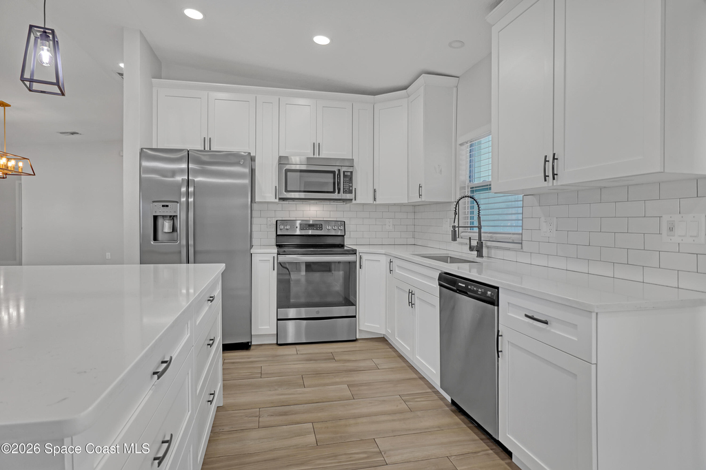 580 Pine Tree Drive - Photo 9