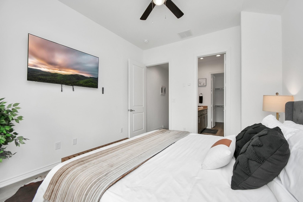 3243 Real Street - Photo 43