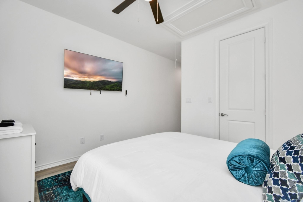 3243 Real Street - Photo 33