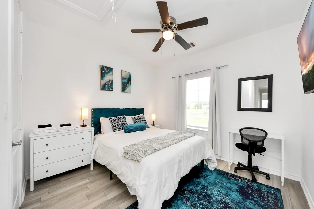 3243 Real Street - Photo 22