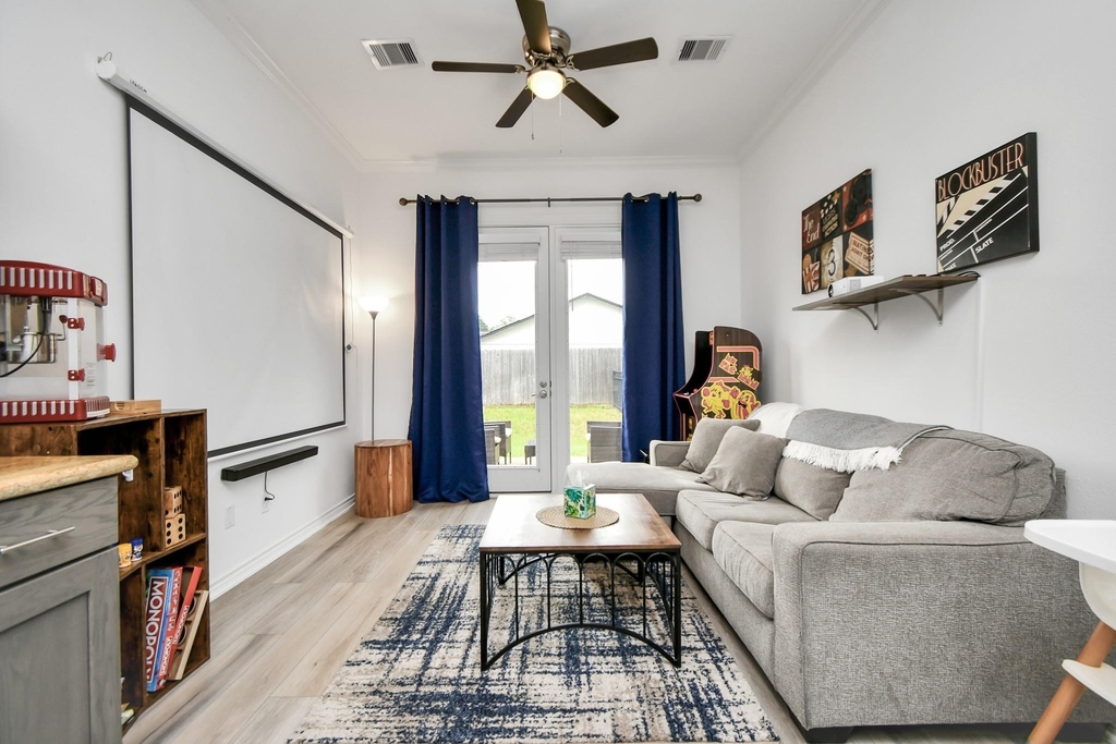 3243 Real Street - Photo 46