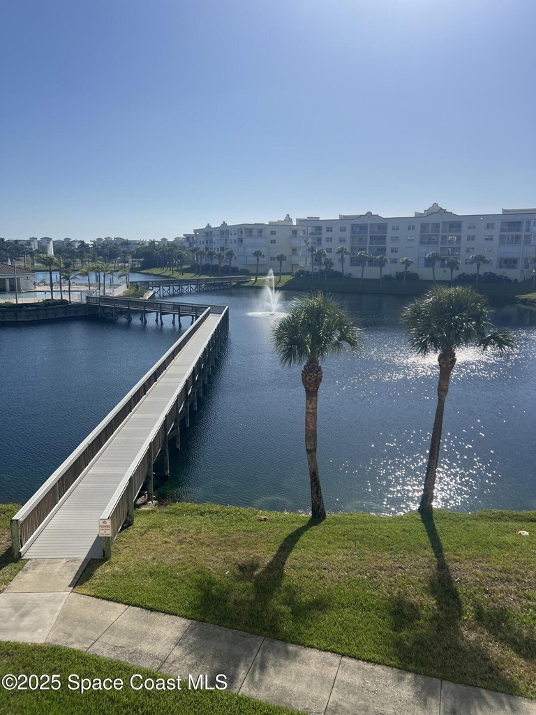 8921 Lake Drive - Photo 43