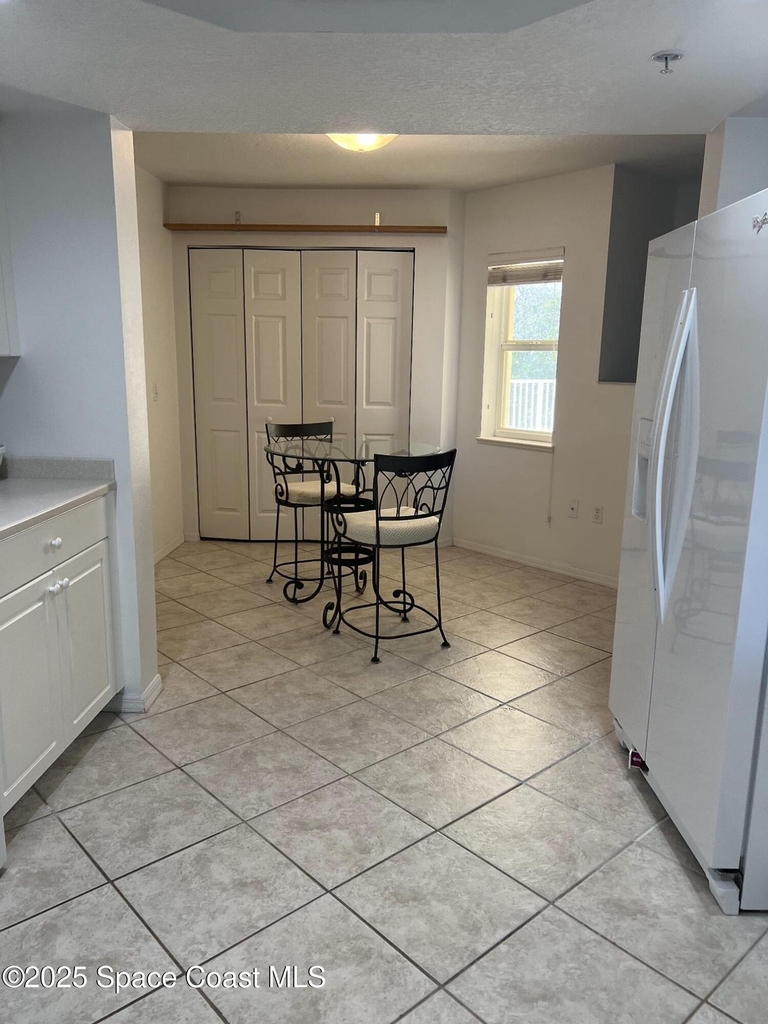 8921 Lake Drive - Photo 15