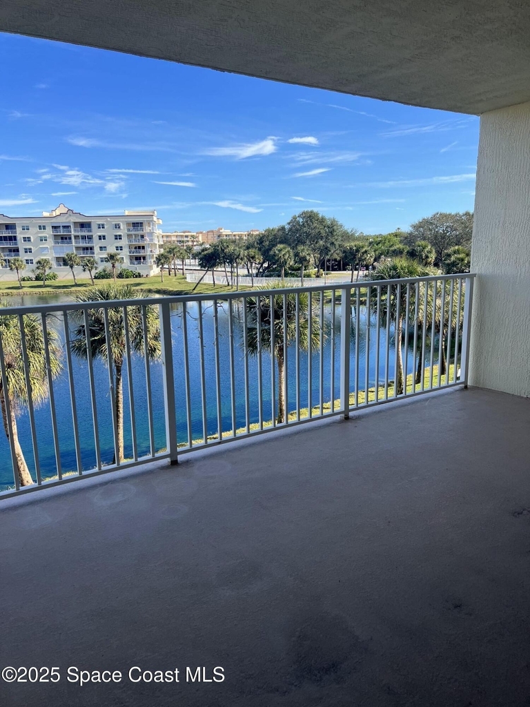 8921 Lake Drive - Photo 47