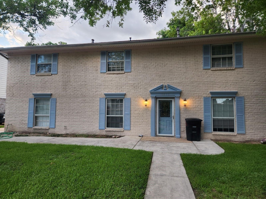 5006 Droddy Street - Photo 0