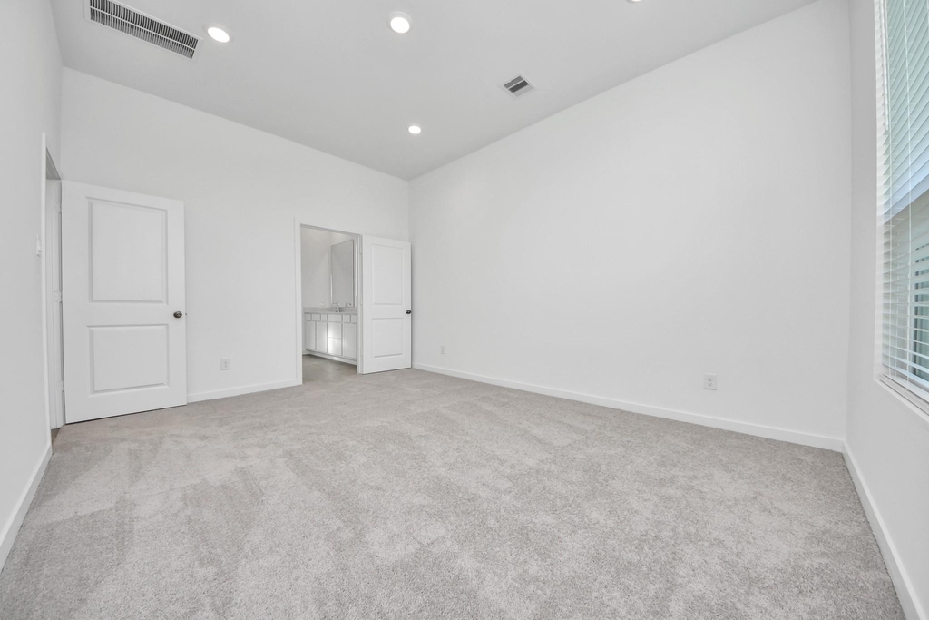27443 Sunterra Village Dr - Photo 29