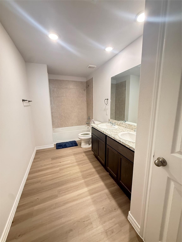 310 N Orange Street - Photo 25
