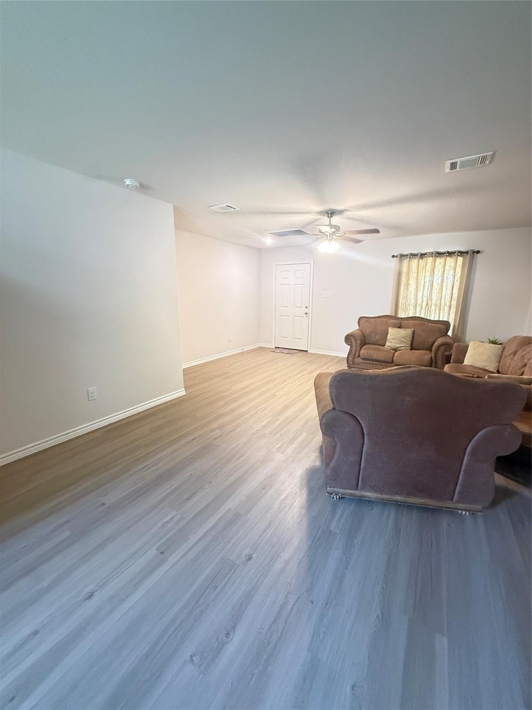 310 N Orange Street - Photo 15