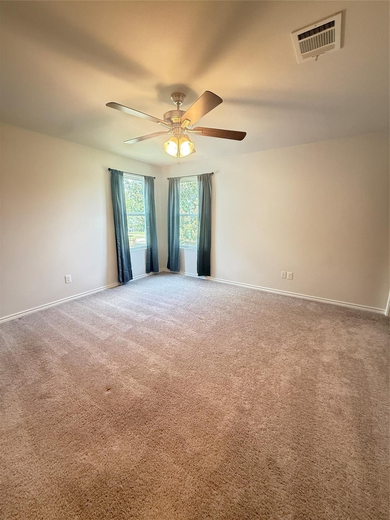 310 N Orange Street - Photo 24