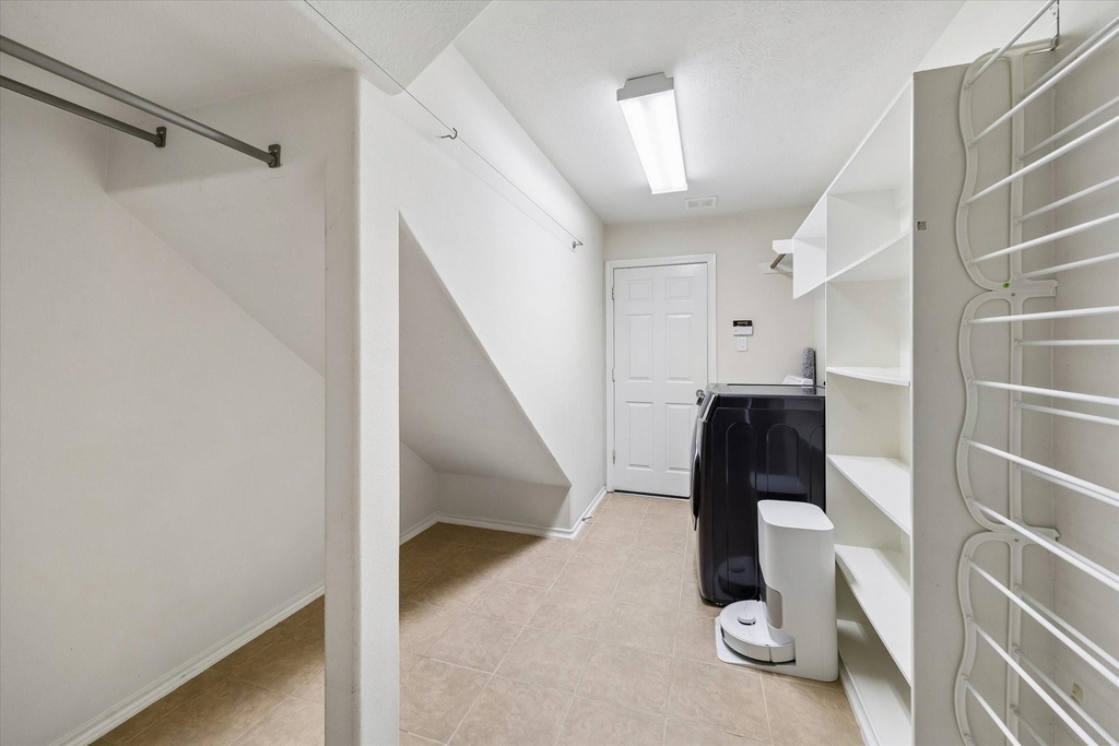 2802 White Sands Drive - Photo 18