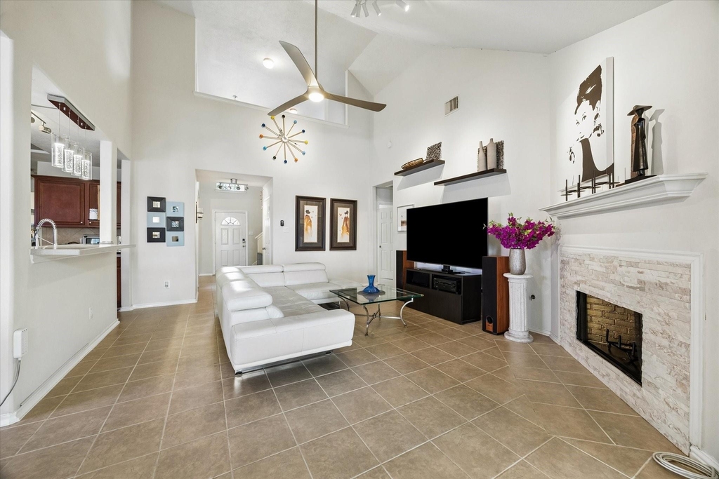 2802 White Sands Drive - Photo 8