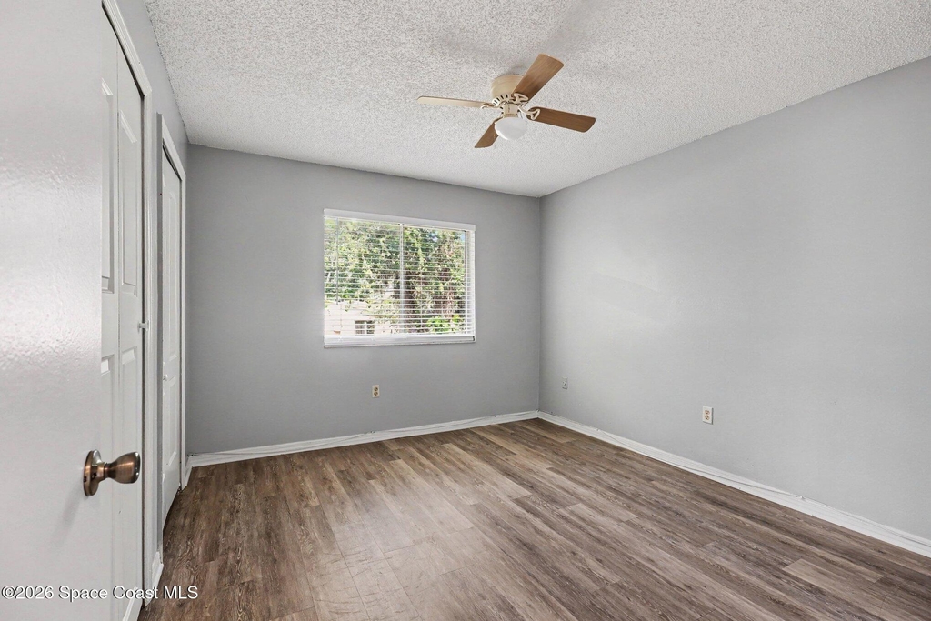 2286 Fox Hollow Drive - Photo 9