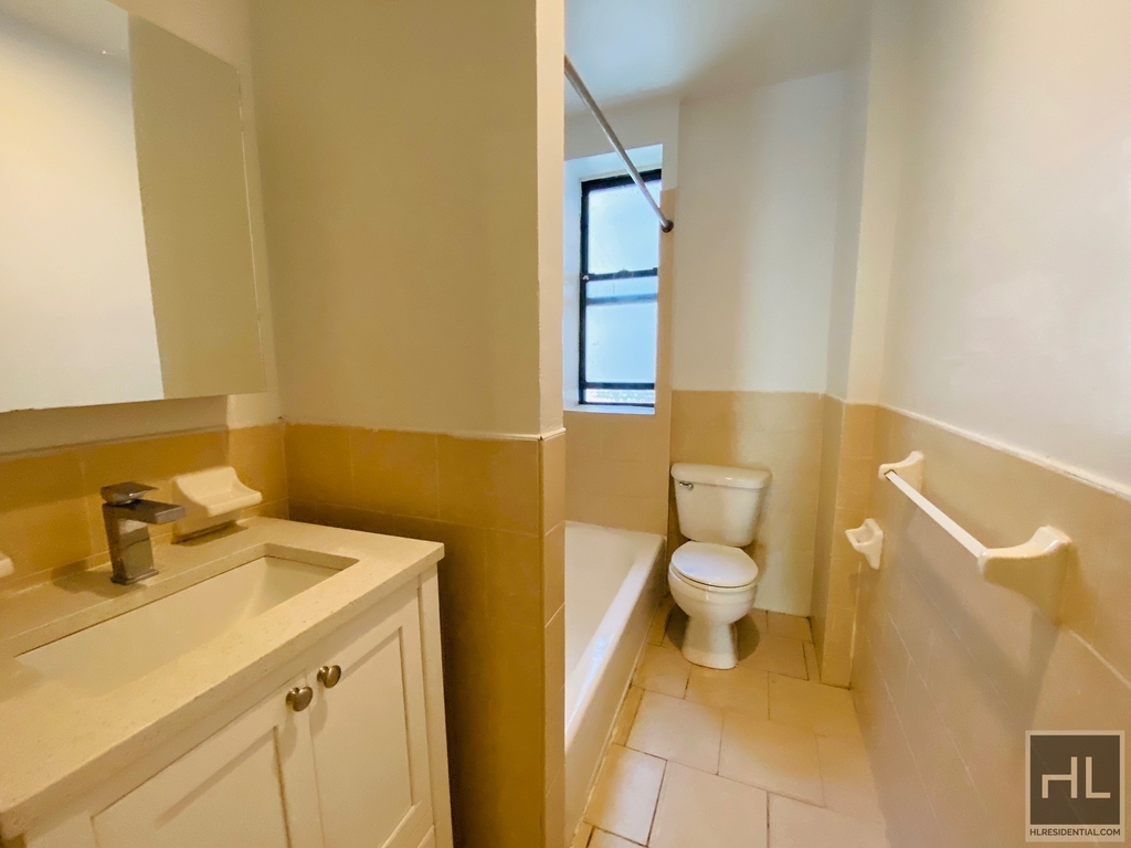 Ft Washington Avenue - Photo 1