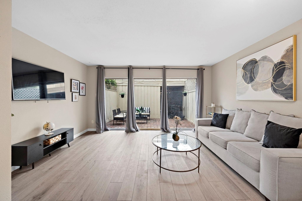 6485 Burgoyne Road - Photo 6