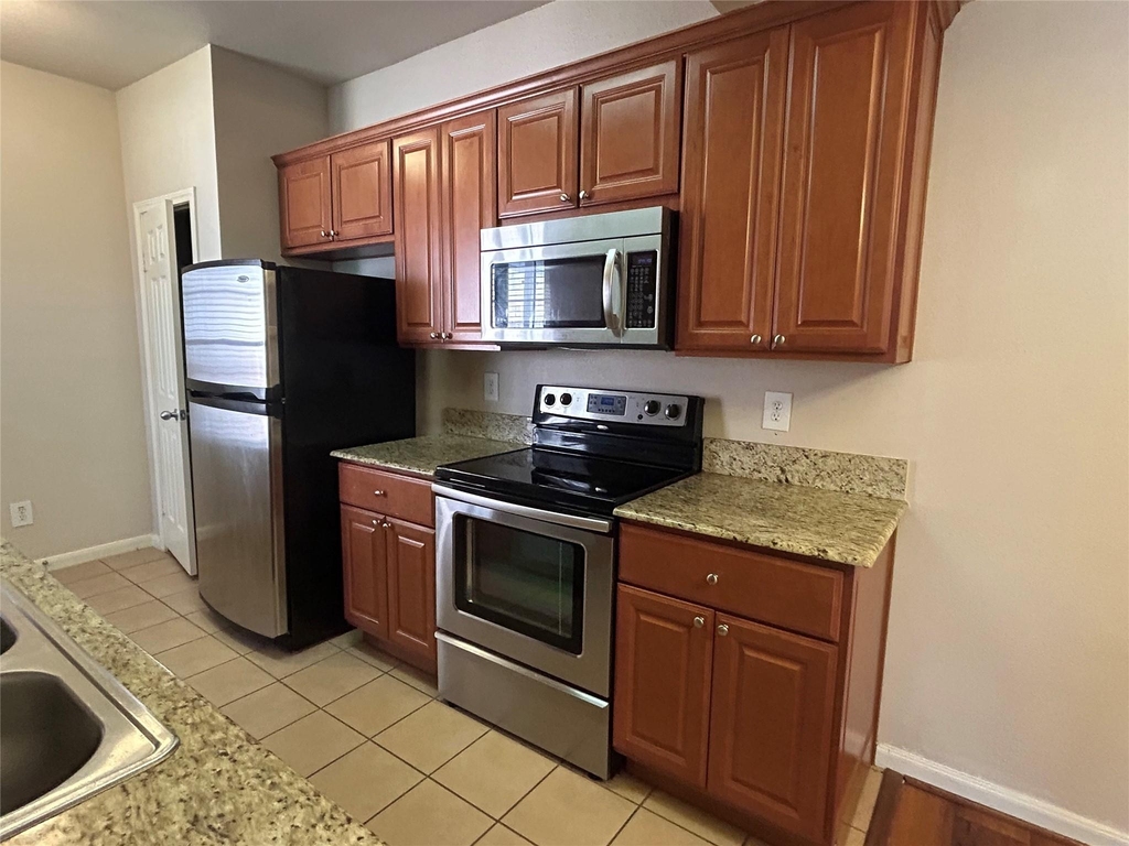 2255 Braeswood Park Drive - Photo 13