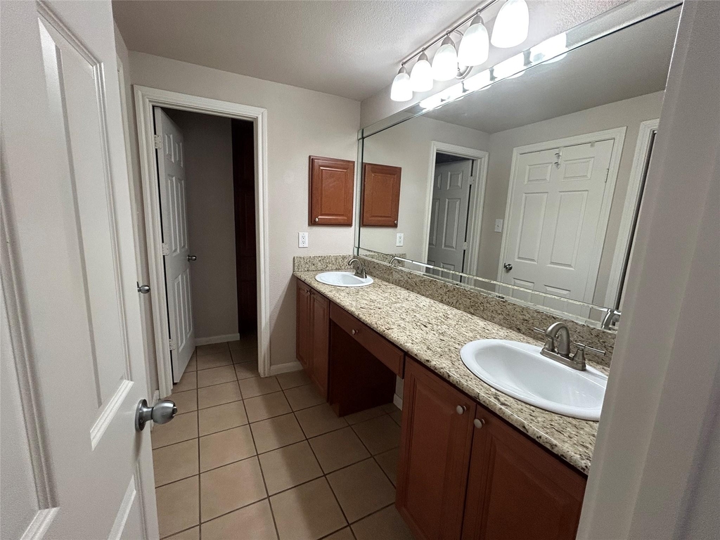 2255 Braeswood Park Drive - Photo 30
