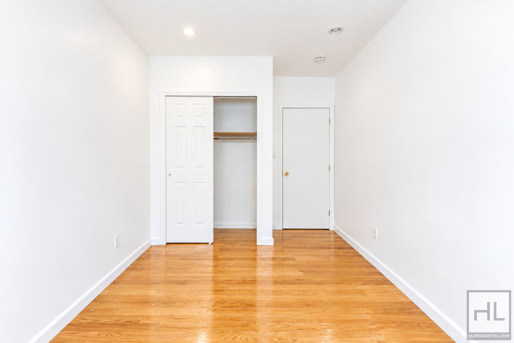 78 Street - Photo 15