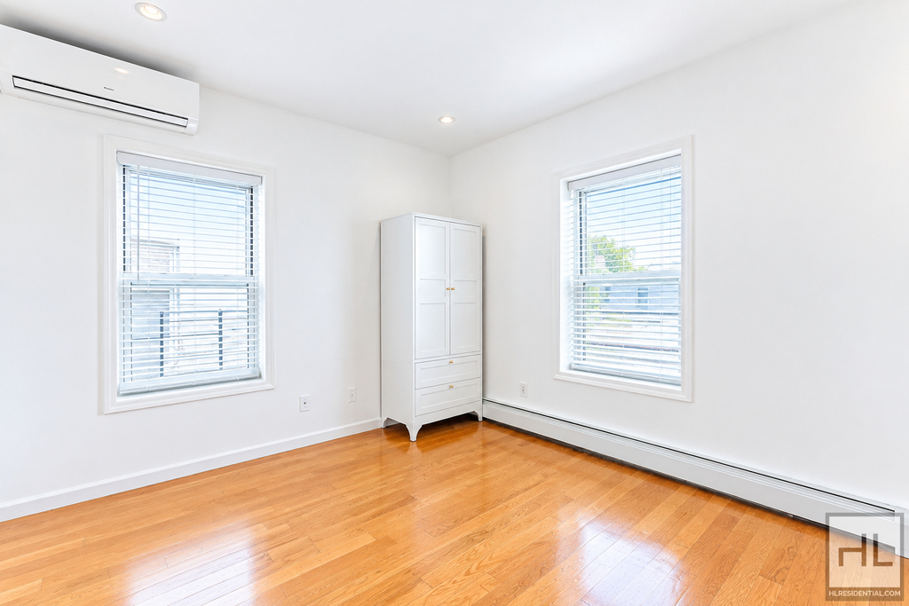 78 Street - Photo 17