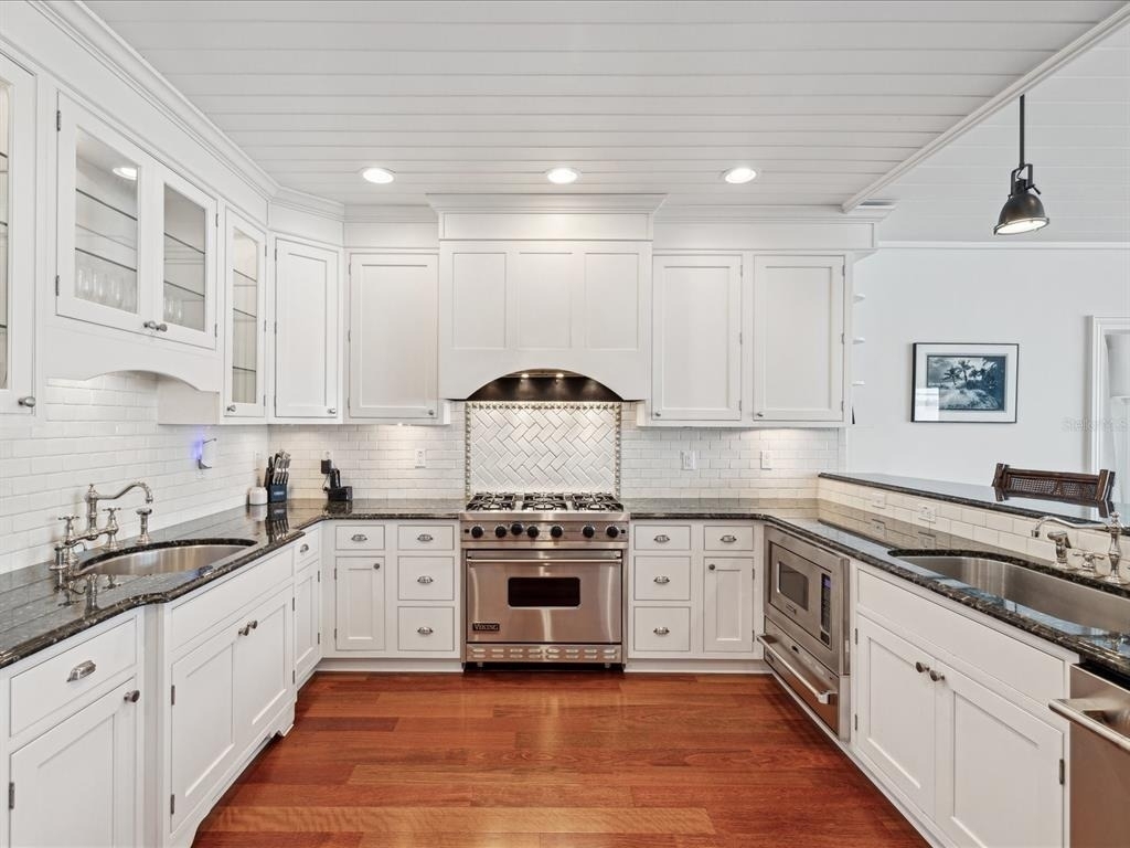 450 22nd Street - Photo 1