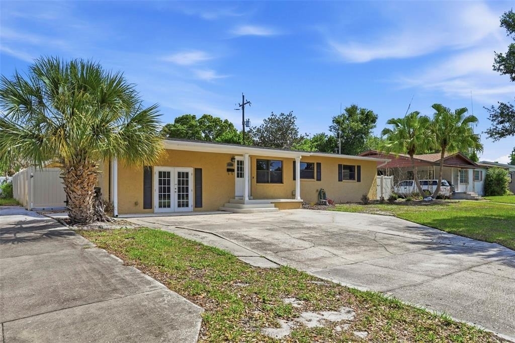 3707 Pelican Lane - Photo 0