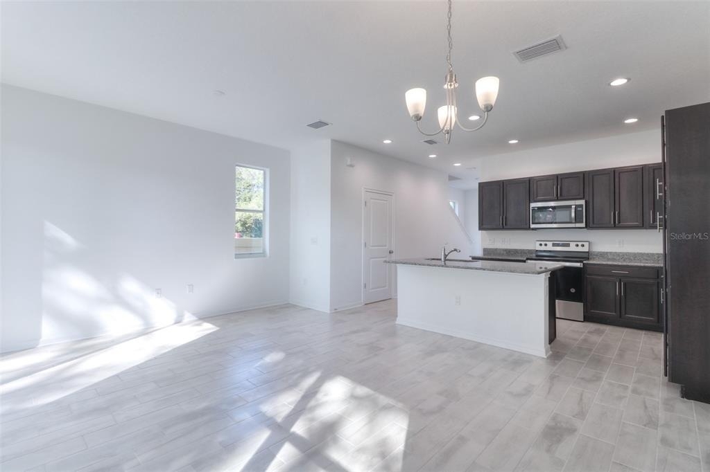 3407 E Louisiana Avenue - Photo 3