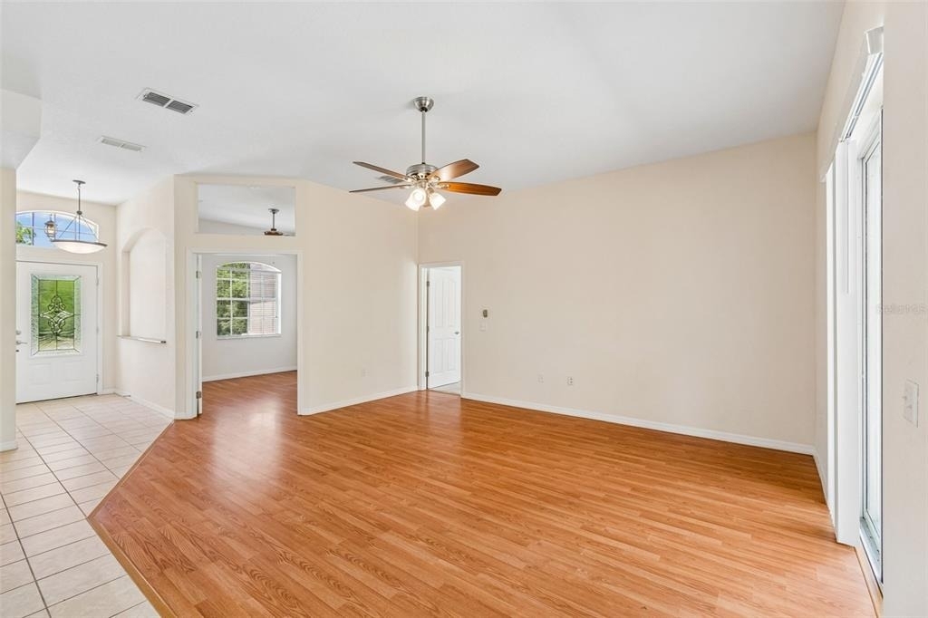 37 Greenpark Boulevard - Photo 16