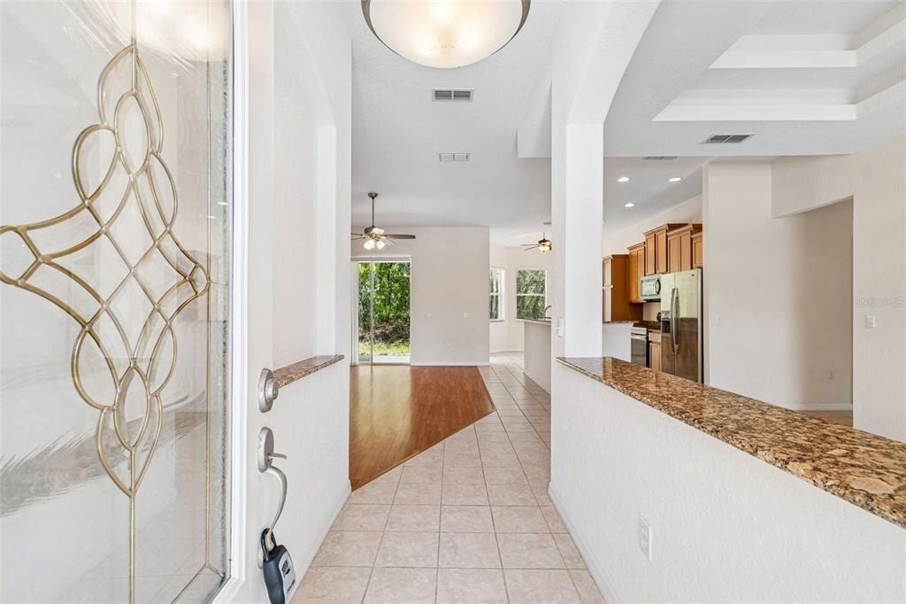 37 Greenpark Boulevard - Photo 4