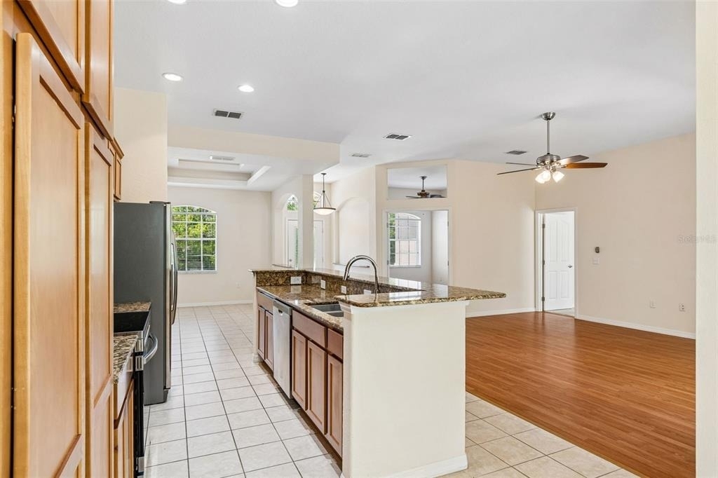 37 Greenpark Boulevard - Photo 25