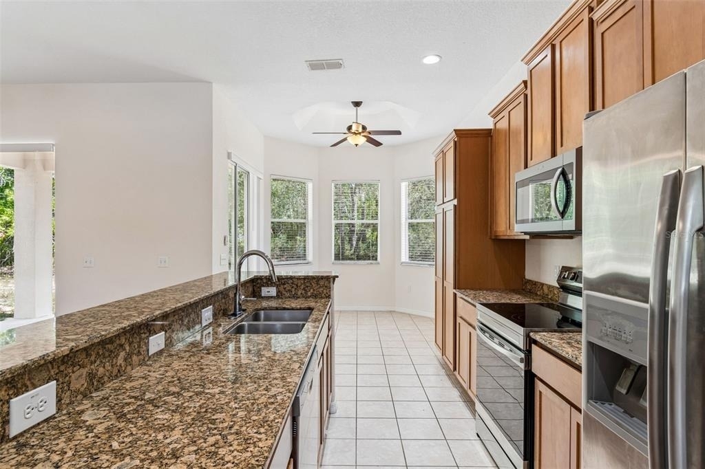 37 Greenpark Boulevard - Photo 23