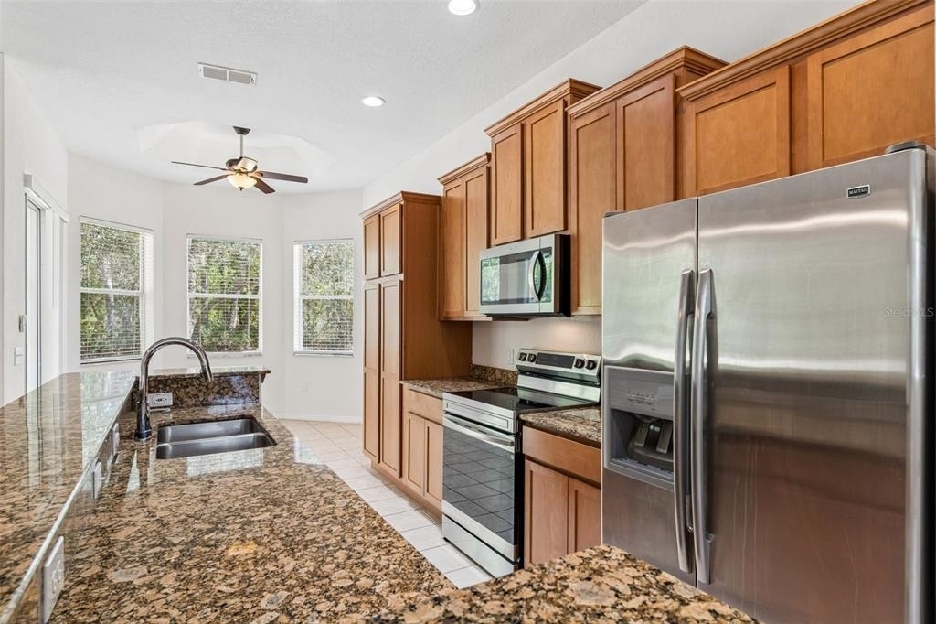 37 Greenpark Boulevard - Photo 21