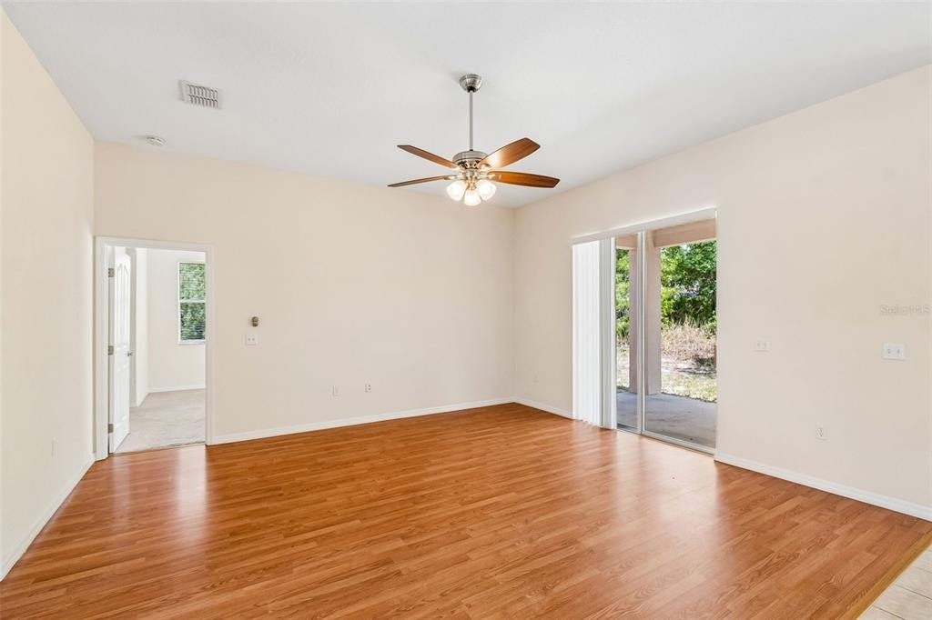 37 Greenpark Boulevard - Photo 15