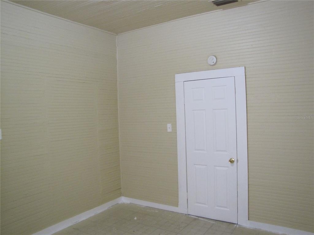 1026 E 15th Avenue - Photo 8