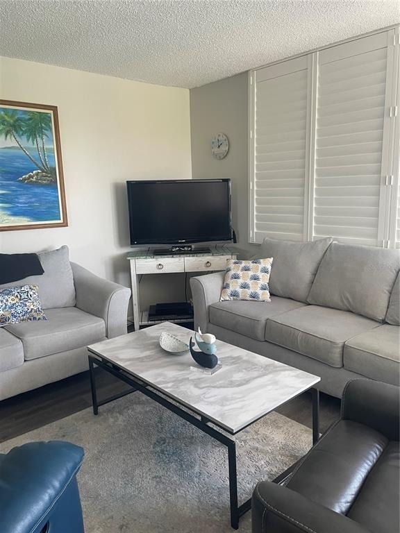 6104 Palma Del Mar Boulevard S - Photo 5