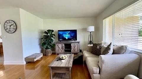 4052 14th Way Ne - Photo 3