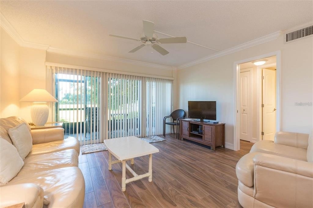 5642 Puerta Del Sol Boulevard S - Photo 2