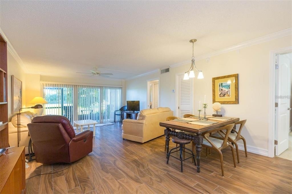 5642 Puerta Del Sol Boulevard S - Photo 4