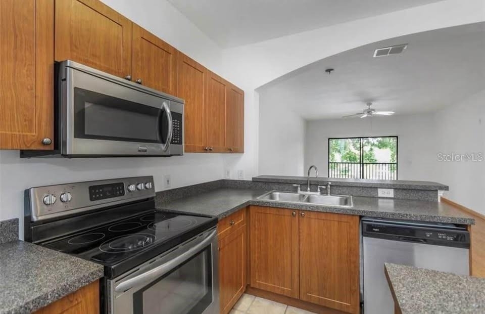 2139 Chianti Place - Photo 2