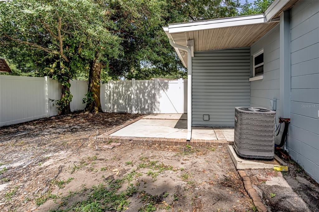 7391 34th Street N - Photo 28