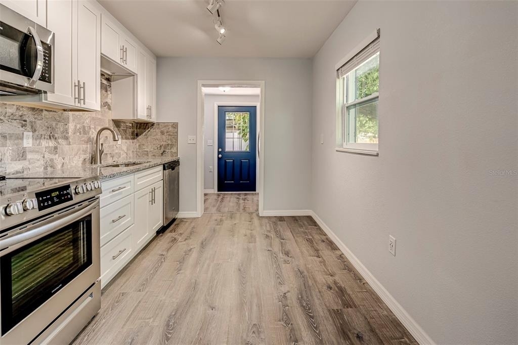 7391 34th Street N - Photo 12