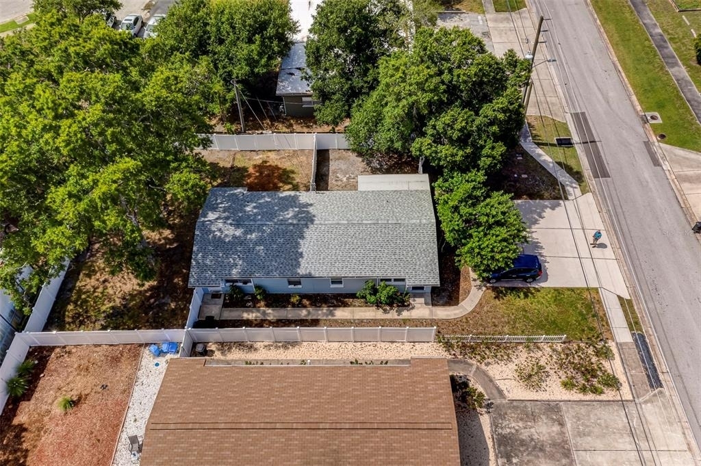7391 34th Street N - Photo 31