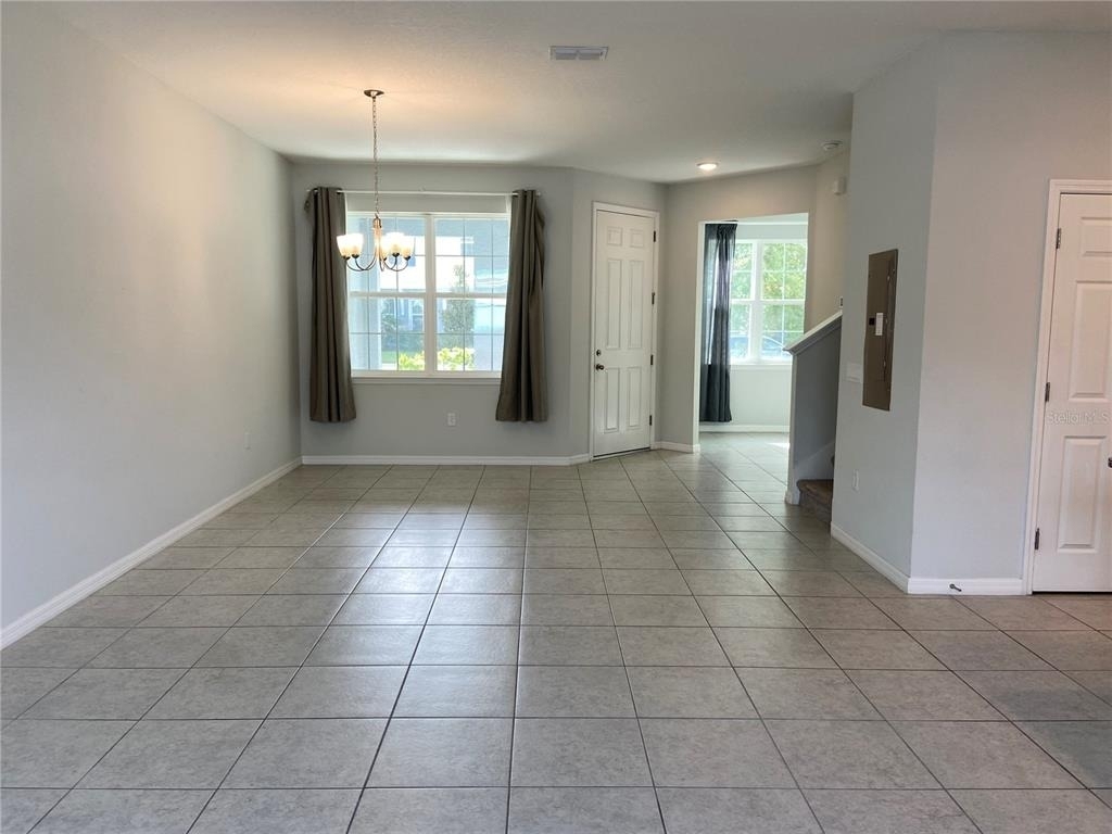5029 Avalon Park Boulevard - Photo 8